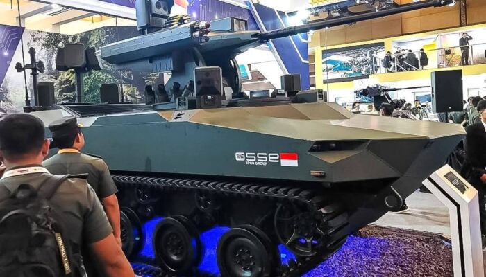 Tank Anti-Drone P8 Light Karya PT SSE Tampil di Indo Defence 2024