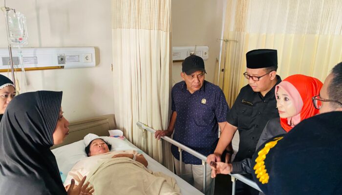 Kunjungi Korban, Kaji Indra: Pasar Harus Jadi Rumah Aman Bagi Rakyat, Bukan Ladang Bahaya