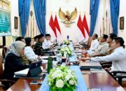 Presiden Prabowo Pimpin Rapat Terbatas Bahas Sekolah Rakyat Rintisan 2025–2026