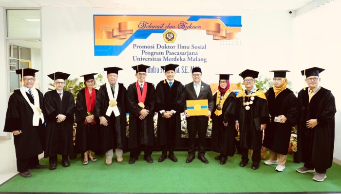 Jubir Presiden dan Wali Kota Malang Hadiri Promosi Doktor Kaji Indra: Politisi Muda Malang yang Visioner dan Akademis