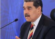 Venezuela Tegaskan Tak Akan Tunduk Meski Dikepung Armada Militer AS