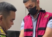 PN Jakpus Setujui Permohonan Pemindahan Penahanan Muhamad Kerry Adrianto Riza, Putra Riza Chalid