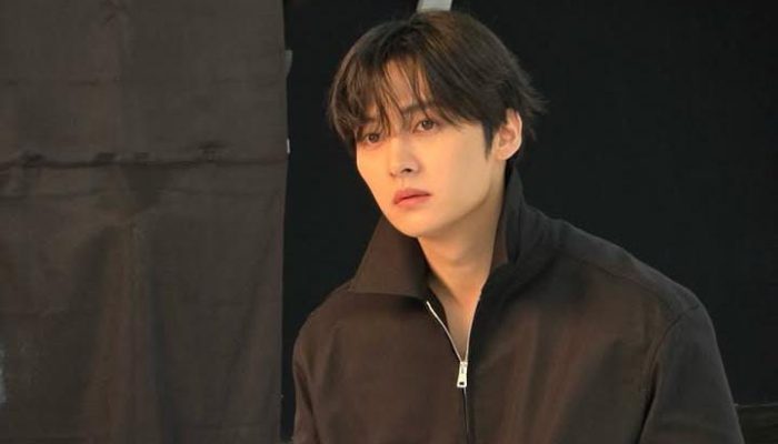 Lee Know Stray Kids Bagi Kebahagiaan di Hari Ulang Tahun Lewat Donasi 200 Juta Won