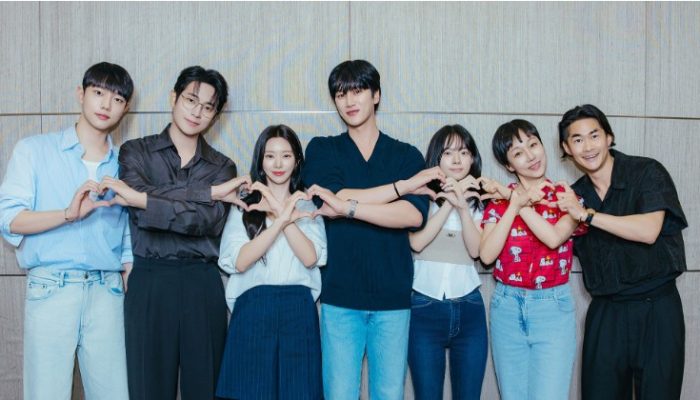 Chemistry Ahn Bo Hyun & Lee Joo Bin Bersinar di Pembacaan Naskah “Spring Fever”