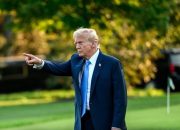 Respons Santai Donald Trump Terkait Isu Bocoran Intelijen Rusia untuk Iran