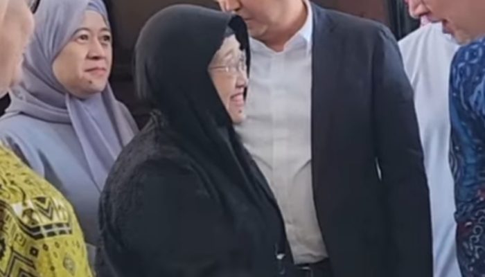 Momen Khidmat Megawati Soekarnoputri Ziarah ke Makam Rasulullah SAW di Madinah
