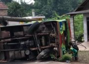 Hadiri Halalbihalal di Mojokerto, Kereta Kelinci Terguling Akibat Tak Kuat Menanjak, 1 Tewas