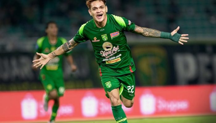 Prediksi Persebaya vs Persib: Misi Bruno Moreira Cetak Gol Kelima dan Amankan Posisi 4 Besar
