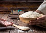 Panduan Lengkap Zakat Fitrah 2026: Besaran Beras, Uang, dan Niatnya